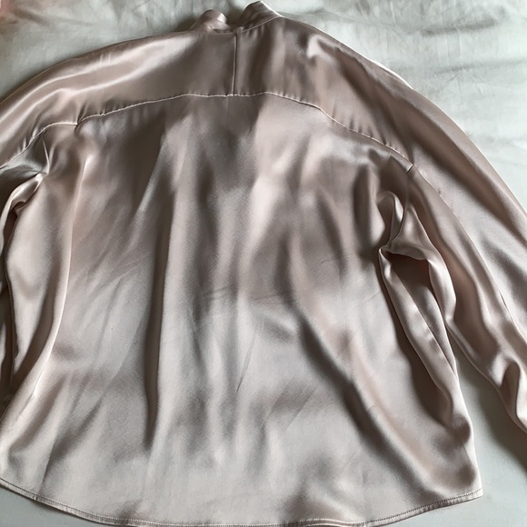 Aritzia babaton Blouse M satin silky bow tie button top - Picture 7 of 10